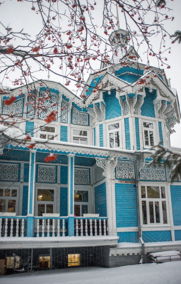 Дом с шатром в Томске 1